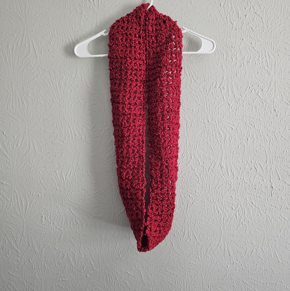 New Handmade Infinity Scarf - Picture 2 of 2